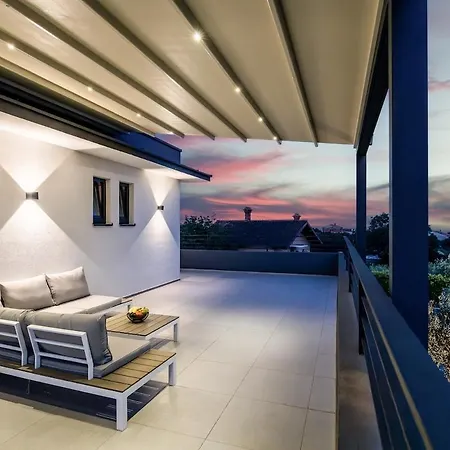 Kali By Istrialux Villa